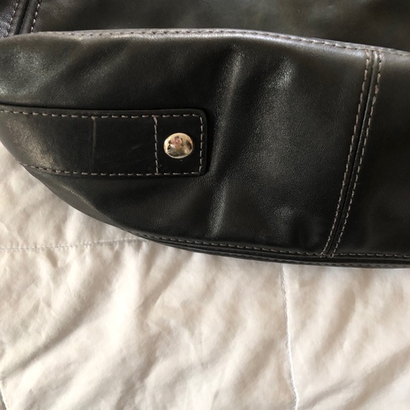 Coach leather bag with dust bag - Picture 3 of 7